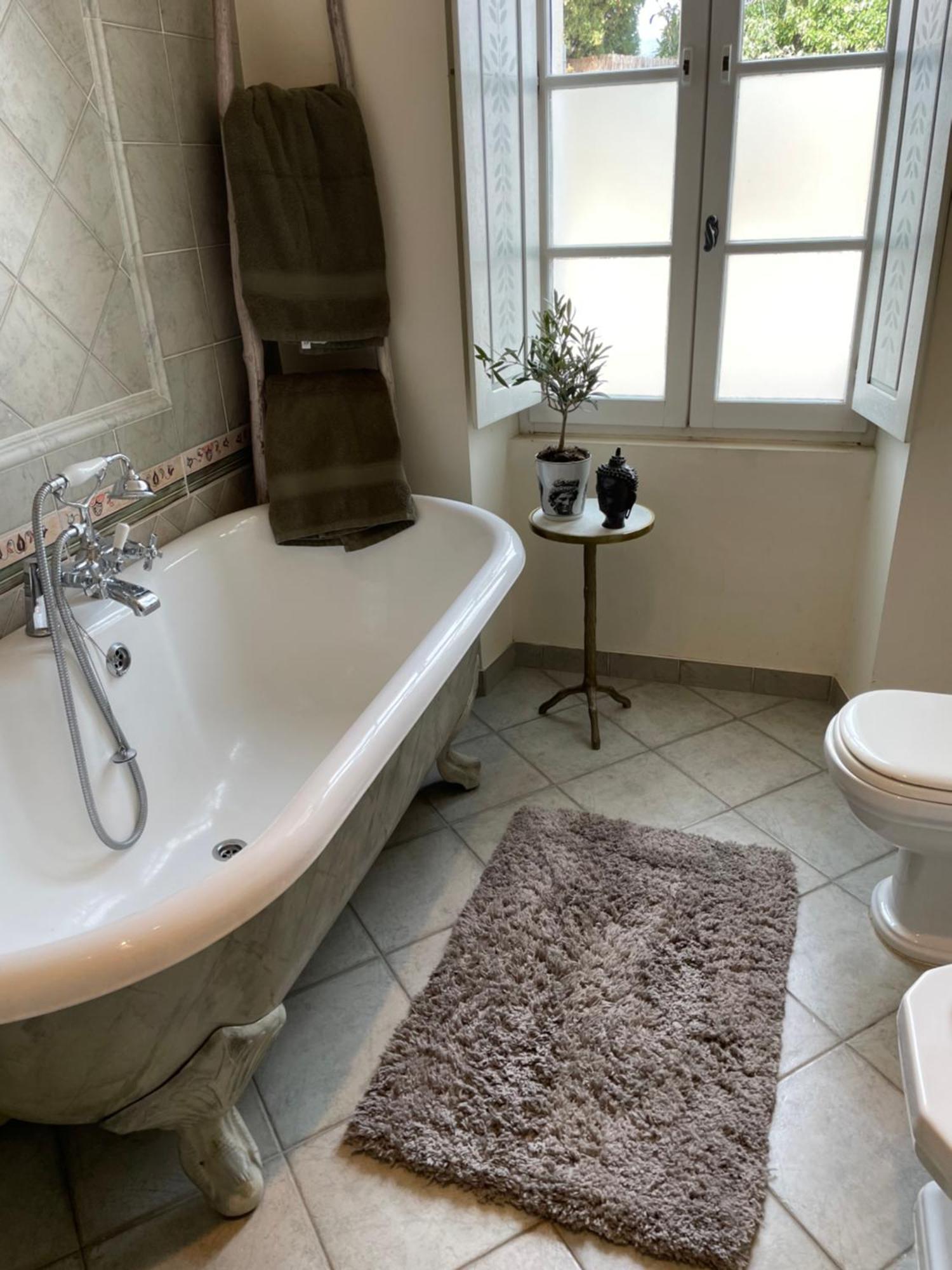 La Maison De Platane B&B Файенс Екстериор снимка