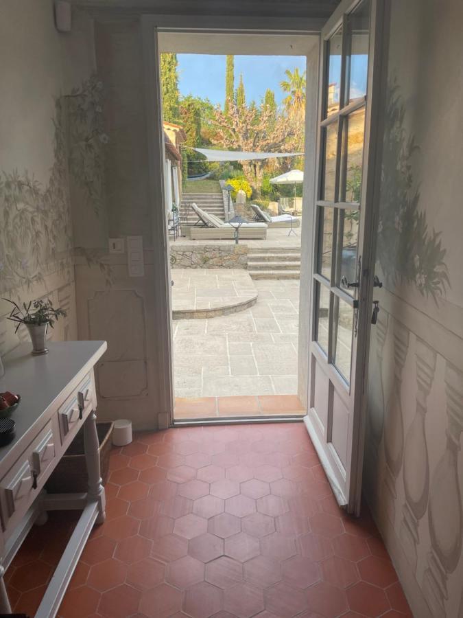 La Maison De Platane B&B Файенс Екстериор снимка